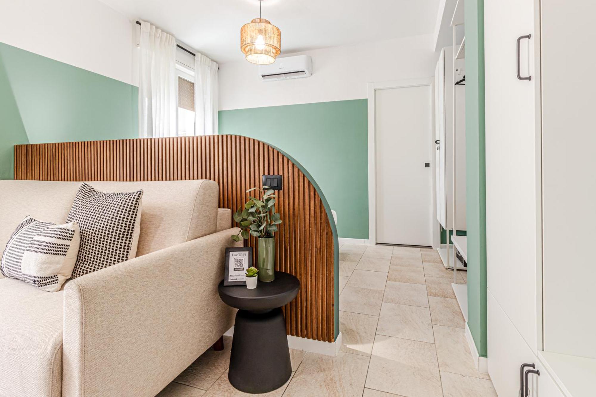 Japandi Apartment, Zona Porto Con Balcone E Jacuzzi Idromassaggio Apartamento Livorno